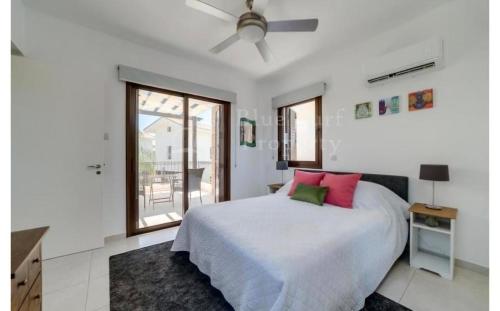 Villa Enaria Serene 3Bdr Retreat in Ayia Thekla