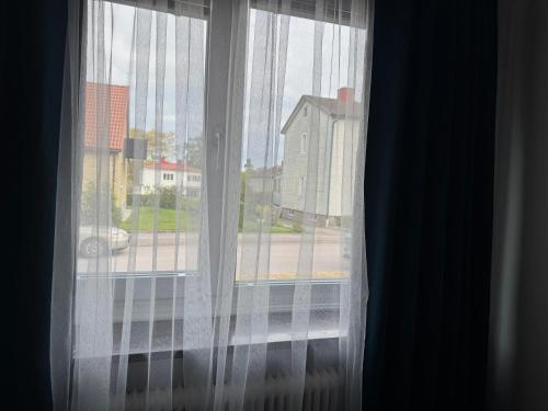 Φωτογραφία από το άλμπουμ του ZeNour Your Cozy Stay in Åmål σε Όμολ