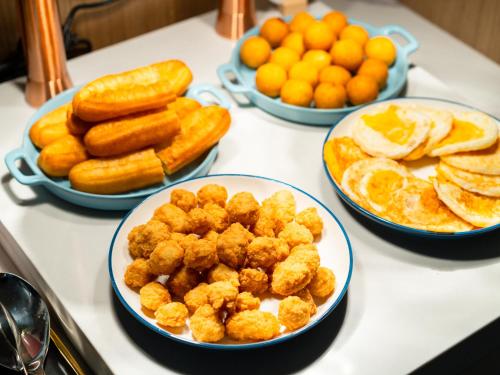 Jídlo v hotelu nebo okolí