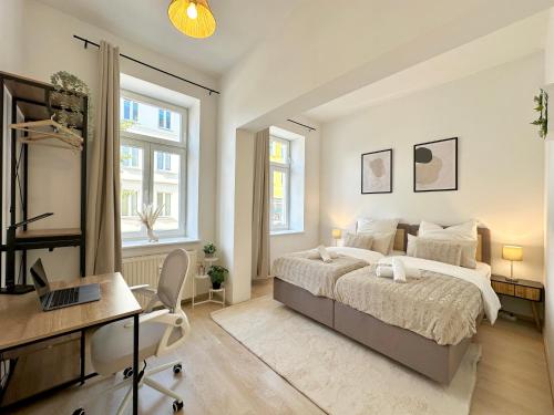 Postel nebo postele na pokoji v ubytování Gemütliches Apartment im Zentrum - Nähe Bahnhof - WLAN - SMART-TV