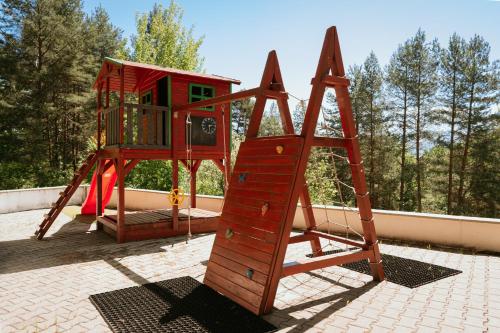 Sân chơi trẻ em tại Rekreačné stredisko Bojnice - Nad Zámkom