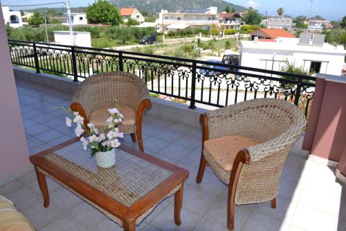 Balkón nebo terasa v ubytování Aithrea's HOMES in Pastida Rhodes