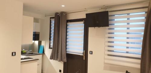 C9 Mini Studio Design 175Blo-Paris Convention