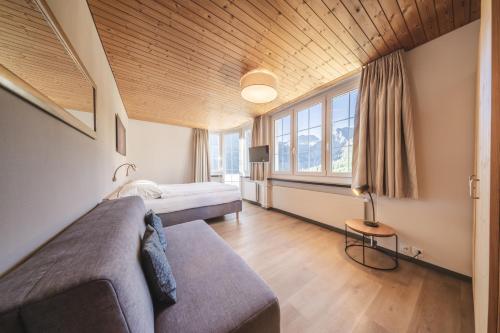 Postel nebo postele na pokoji v ubytování Hotel Quellenhof - Self Check-in & Adults Only