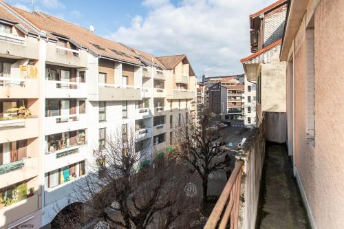 Afbeelding uit fotogalerij van Le Meublé du centre in Thonon-les-Bains