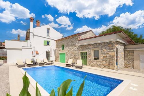 Kuća Drdanić by Istrialux