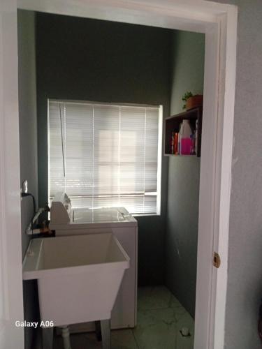 Gallery image of ATRO Travels 1bdrm#Phoenix Park Village#Jacuzzi#AC in Government Pen