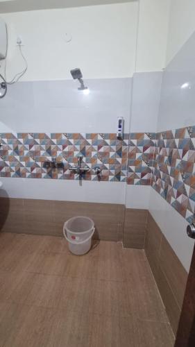 Un baño de Kutir Stay Vihar