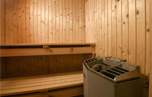 Fotografie z fotogalerie ubytování Lovely Home In Hakenäset With Sauna v destinaci Berga