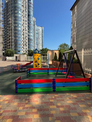 Ο χώρος παιχνιδιού για παιδιά στο Аркадия !26 жемчужина вид море, место в паркинг