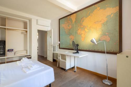 Sant'Ambrogio 3-Bedroom Apartment