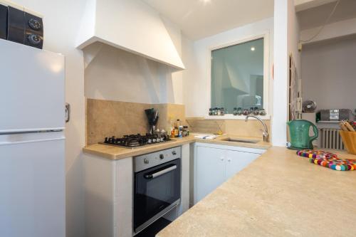 Sant'Ambrogio 3-Bedroom Apartment