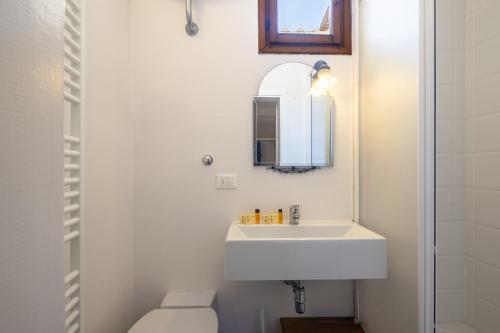 Sant'Ambrogio 3-Bedroom Apartment