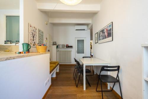 Sant'Ambrogio 3-Bedroom Apartment