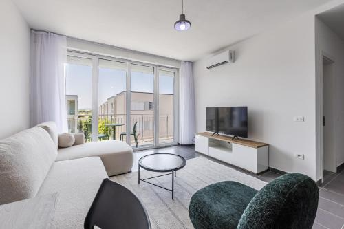 Talea Holiday Apartments 3 by PikHost