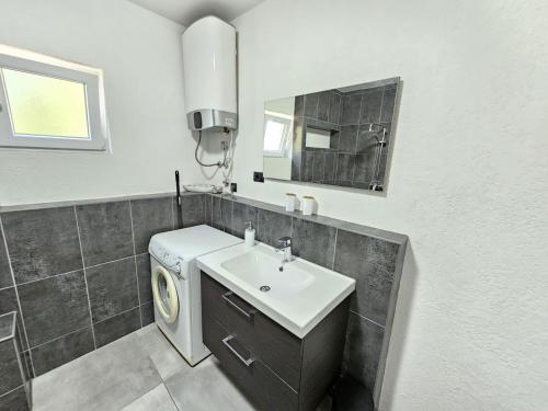 BRLJA NV - Apartment for 4 persons on great location