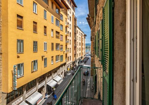 brd 43 3- Central Apt Ponte Vecchio, 3BR Elevator