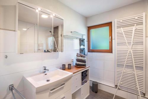 Ένα μπάνιο στο Ferienwohnung s'Raubers