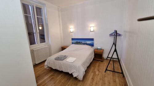Appartement T5 rénové centre ville
