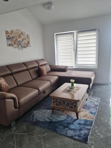 Χώρος καθιστικού στο Apartman hukanovic