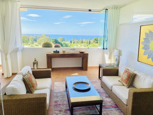 Sea View Apartment