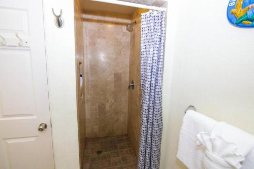 Ένα μπάνιο στο Beachfront Las Palmas D502