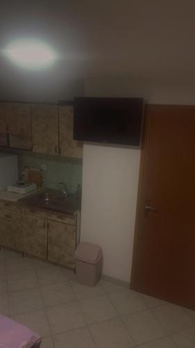 Dapur atau dapur kecil di Apartmani Catakovic