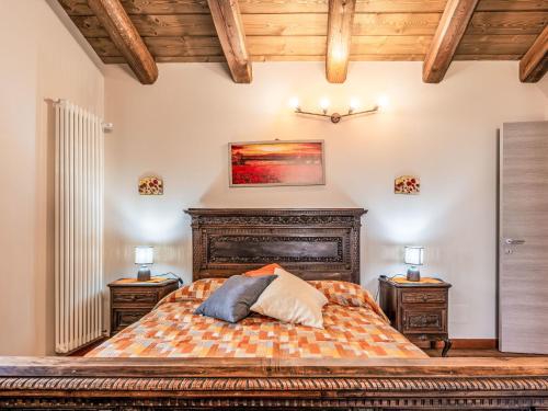Cama o camas de una habitación en Holiday Home Poderi Alugi Serravalle by Interhome