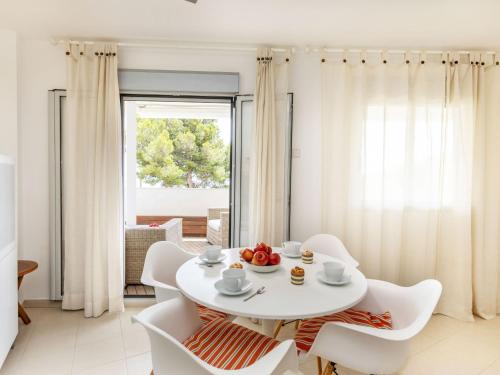 Apartment Los Baladres by Interhome