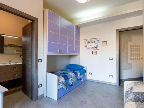 Apartment La dimora del pontile by Interhomeにあるベッド