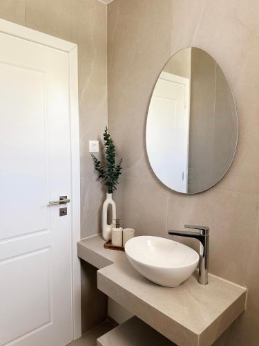 Dida stone home