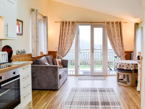 Khu vực ghế ngồi tại Tyncoed - Uk32238