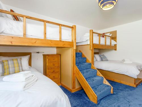 Ένα ή περισσότερα κρεβάτια σε δωμάτιο στο Sunnyside House