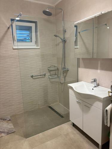 Guest House Mara