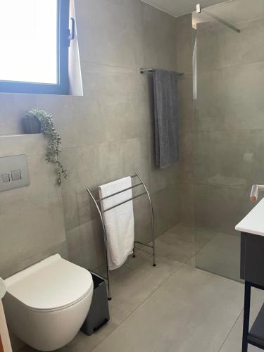 A bathroom at Nefeli Villas