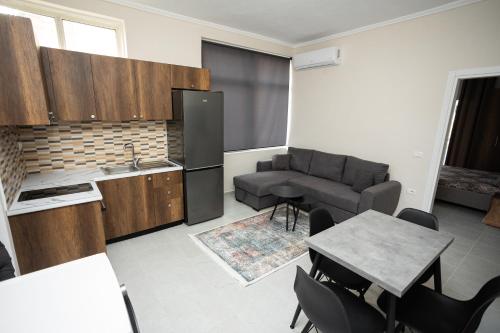 Dai Apartments