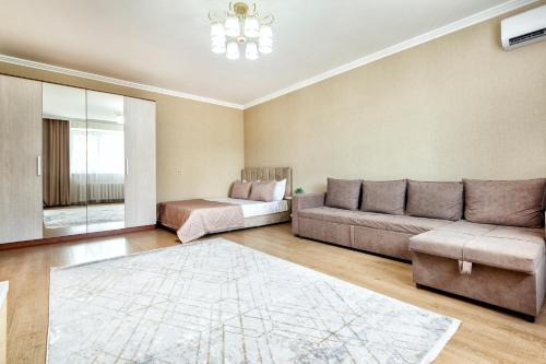 Gallery image of 1-комнатная квартира Иманбаевой 2, ЖК Байконыс in Astana