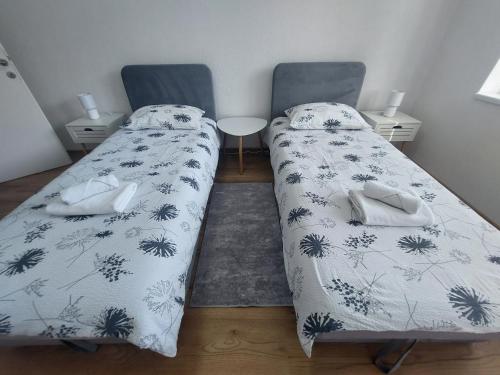Cama o camas de una habitación en Apartman "MEDENI"