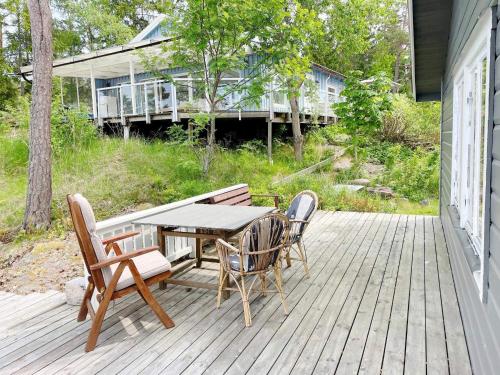 Fotografie z fotogalerie ubytování Cottage with Sea View and Sauna v destinaci Väddö