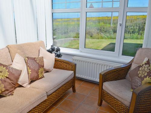 Posezení v ubytování Porth Cormon Farmhouse