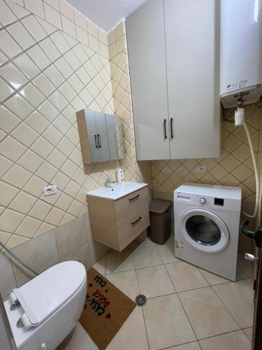 Bany a Ademi appartement