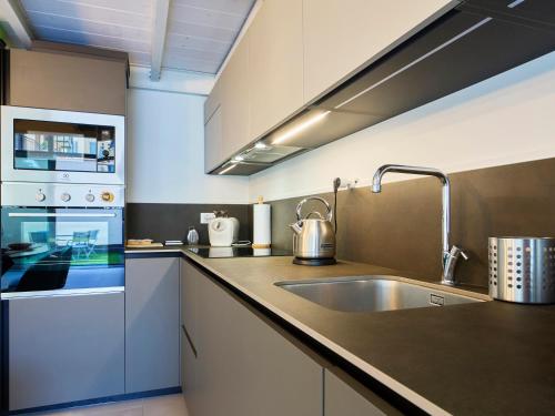 Elegant Loft with Hidden Garden Oasis - Portello