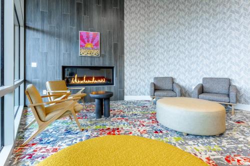 Posezení v ubytování OKANA Resort and Indoor Waterpark