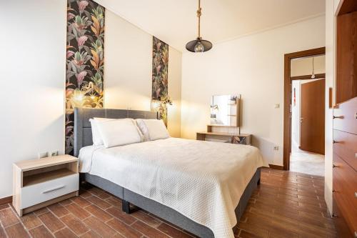 Komis House - Cozy Stay near Metro