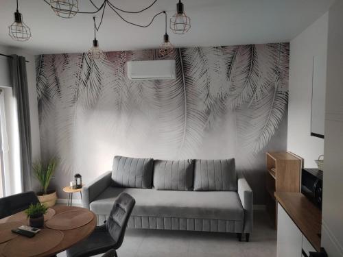 Galeriebild der Unterkunft Złote Sady Apartamenty na Mazurach z widokiem na jezioro in Mikołajki