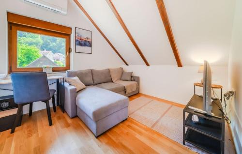 Χώρος καθιστικού στο Pet Friendly Home In Tuheljske Toplice
