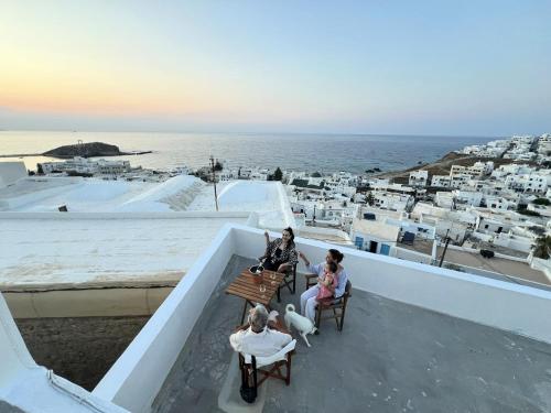 Katharsis - 15th c Venetian Palace - Naxos Old Town III