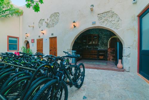 a group of bikes parked in front of a building at Hotel Boutique Casa Lanz XVII in Campeche