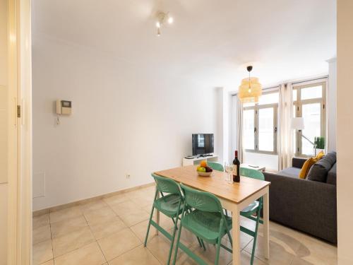 Apartment in Las Palmas near Las Canteras Beach