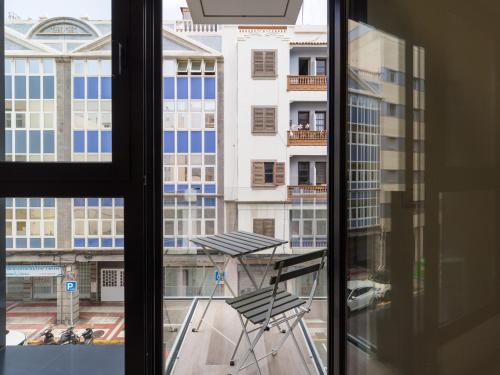 Apartment in Las Palmas near Playa de Las Canteras